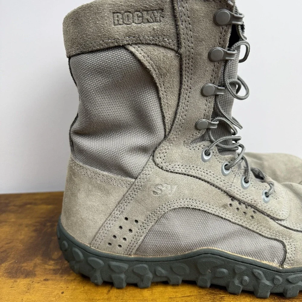 Rocky S2V Special Ops Boots Mens Size 13 Gray Suede Combat Tactical Vibram